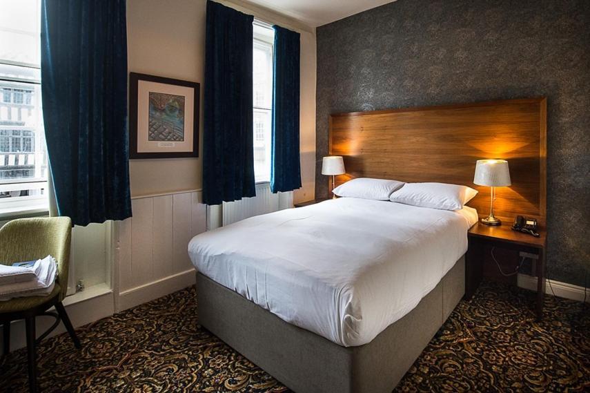 George Hotel Wetherspoon Б'юдлі Екстер'єр фото
