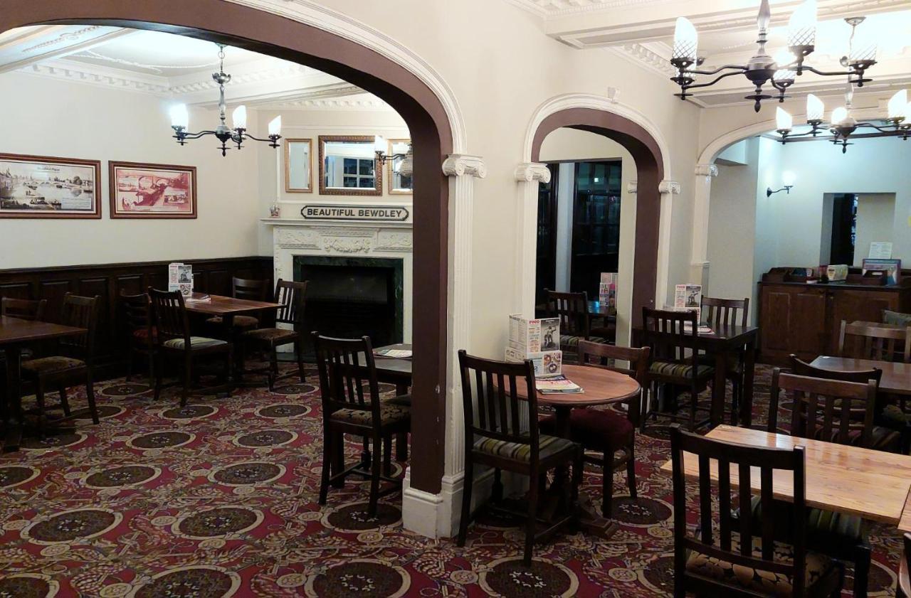 George Hotel Wetherspoon Б'юдлі Екстер'єр фото